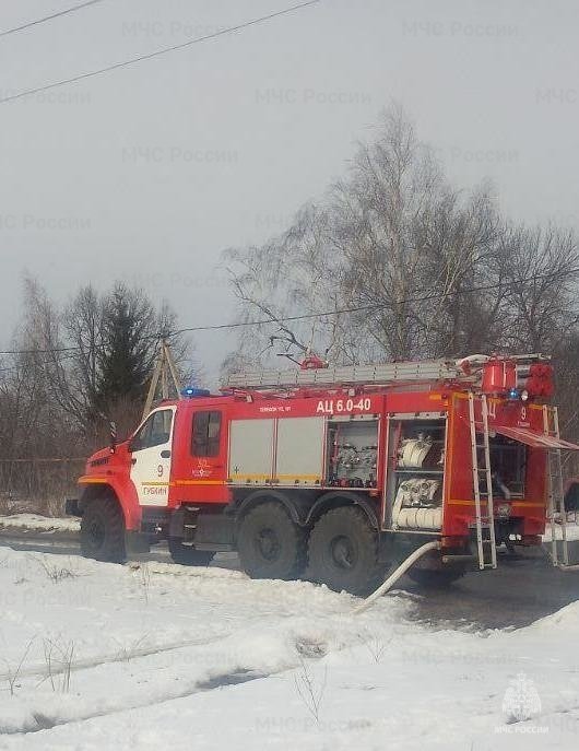 Спасатели МЧС России приняли участие в ликвидации ДТП в городе Губкин Губкинского городского округа