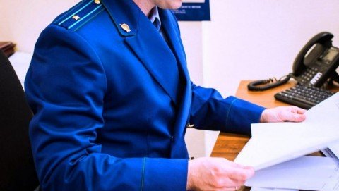 Губкинским городским прокурором выявлены нарушения законодательства о противодействии коррупции при трудоустройстве бывшего государственного служащего